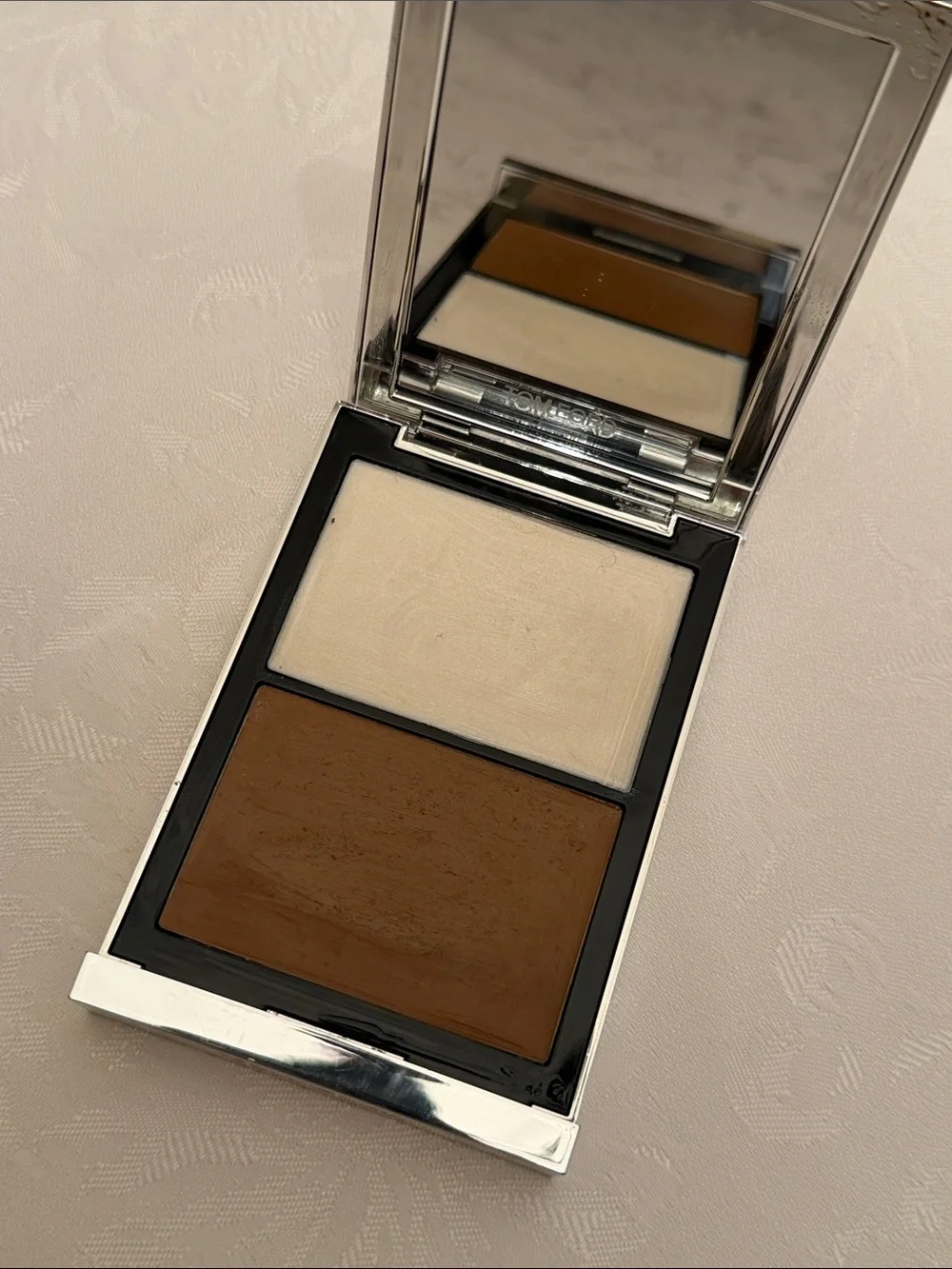 Tom Ford Cream Contour & Highlight Duo — White & Tan